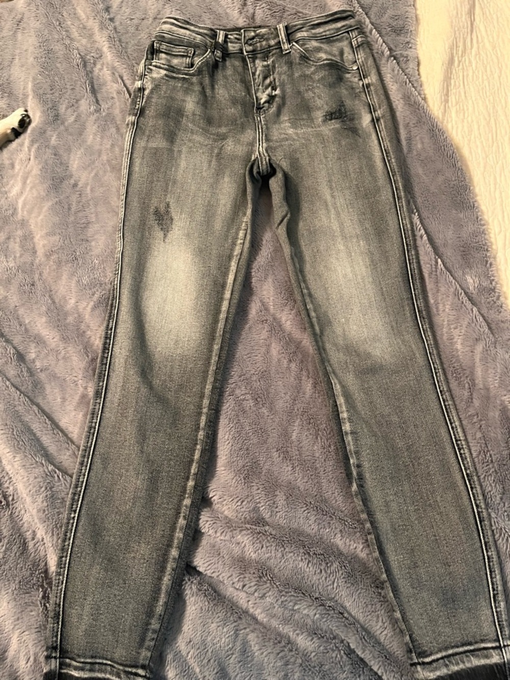 Judy Blue Black and Grey Skinny Fit Jeans Waistband Detail - Picture 3 of 3